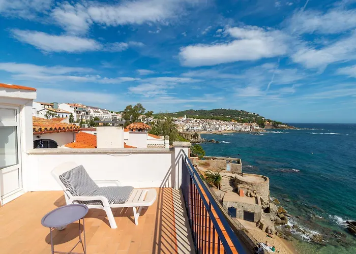 Precioso Apartamento En Primera Linea De Mar En Calella De Palafrugell